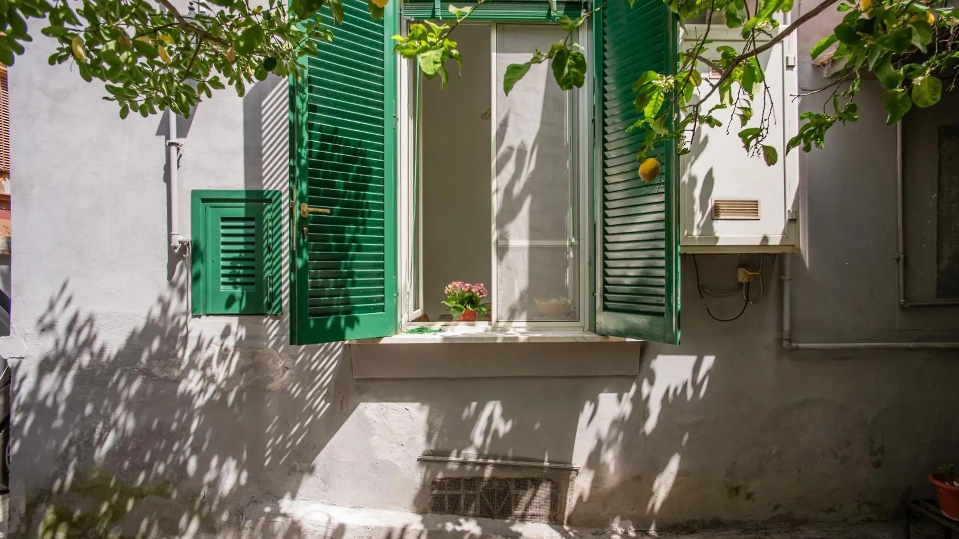Residenza Falcone, 36 Apartment Naples